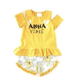 Yellow girls’ short set
